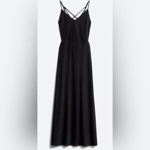 Alisha Knit Strappy Back Maxi Dress
S | Black